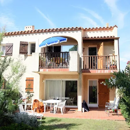 Oasis Village Naturiste * לאוקאט